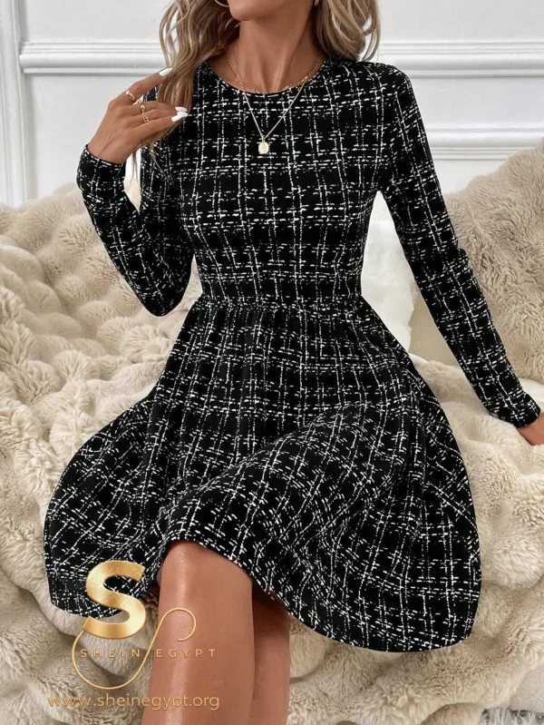 17291599859d041c870674c69a65e5f315aaa143ee SHEIN Round Neck Long Sleeve Short Dress
