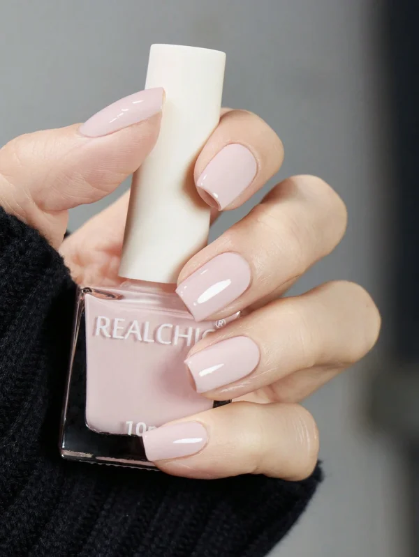 173872791330dfdea74a465193279f63483d1edc14 REALCHIC Pink Nail Polish