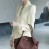 17633924950b99ad870fcda2739c6cbd974067672c CHICVUE 1pc FEISTURE Faux Suede Tote Bag