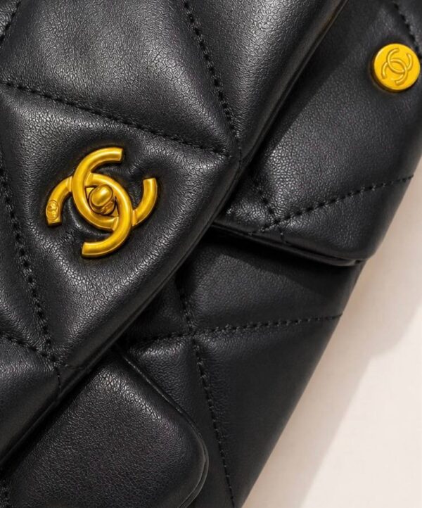 Chanel Style Quilted Chain Shoulder Bag
