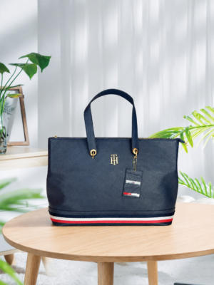 Tommy Hilfiger Style Tote Bag